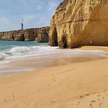 With Private Pool Ferragudo (Faro)